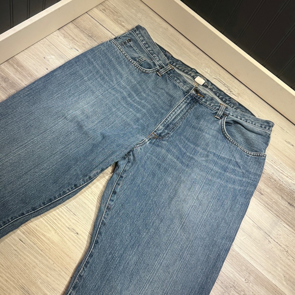 Eddie Bauer Relaxed Fit Straight Leg Medium Wash Jeans Men 40Tx36 (39x33.5) Blue